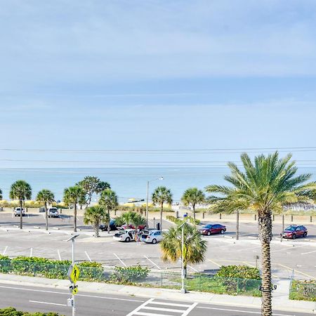 Coastal Condo With Balcony Walk To Madeira Beach! 圣徒皮特海滩 外观 照片