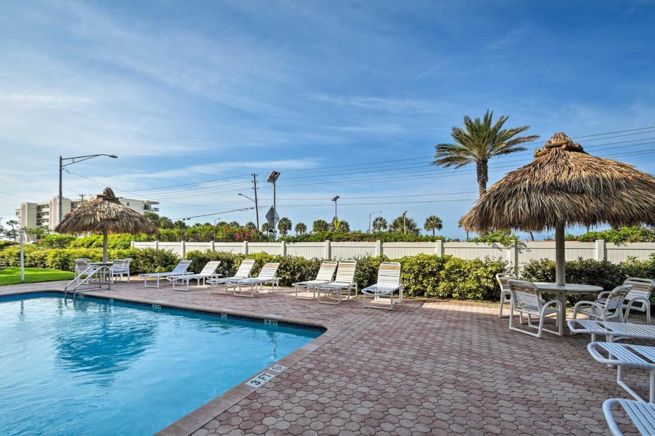 Coastal Condo With Balcony Walk To Madeira Beach! 圣徒皮特海滩 外观 照片