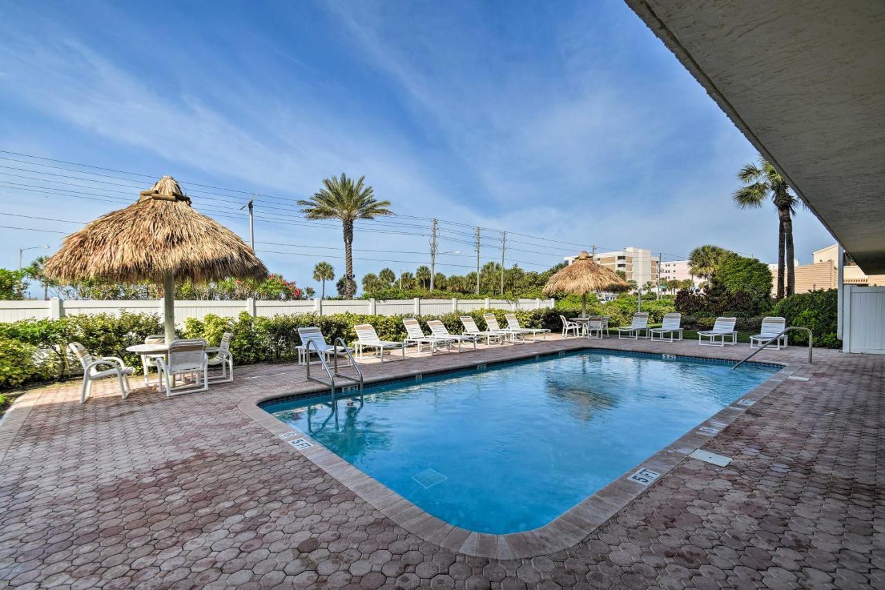 Coastal Condo With Balcony Walk To Madeira Beach! 圣徒皮特海滩 外观 照片